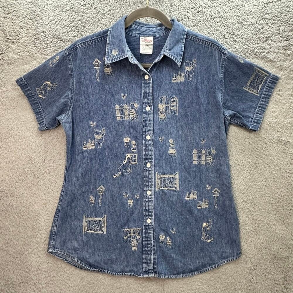 VTG‎ Disney Women's Lg Denim Button Up Shirt All Over Embroidered Winnie-The-Poo